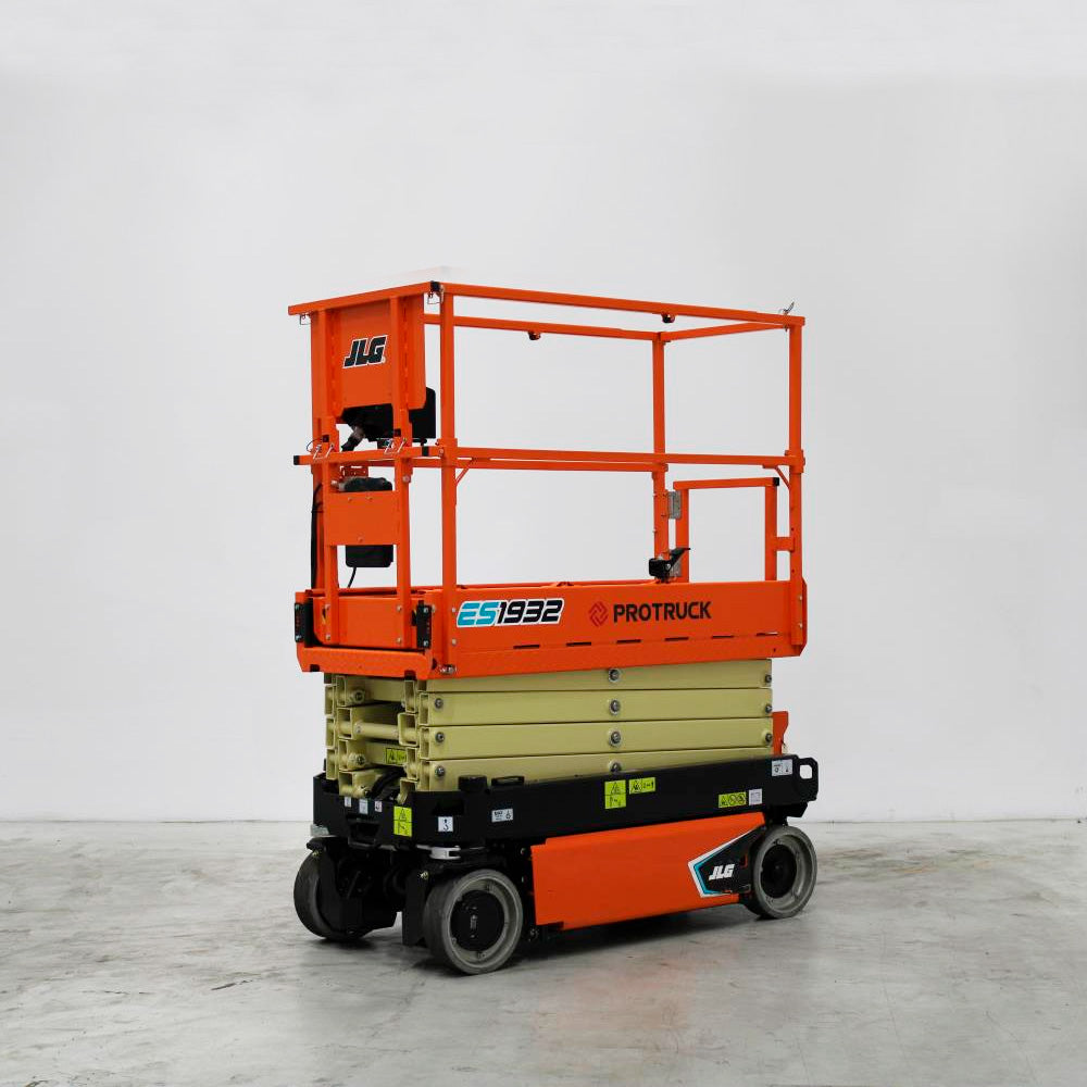 JLG ES1932